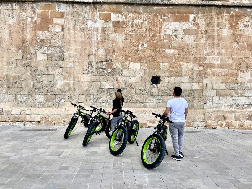 Palma: Guided City Tour with a Fat Tire E-Bike - Rolling Toward the Coast: Palma Bay Views and a Breather from the Streets