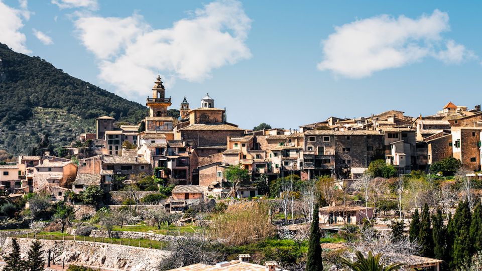 Palma: Tramuntana Full-Day Tour with Sóller Train and Lunch - Why the Red Lightning train is the star you’ll remember