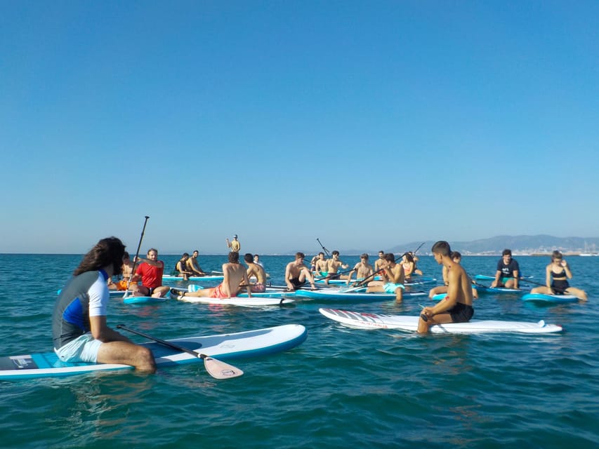 Playa Palma: Stand-up Paddleboard Rental - The Included Extras: Lockers and a Drink That Actually Help