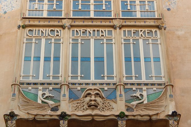 Private walking tour in Palma de Mallorca with local guides. - Mercat de s’Olivar: a practical local finish