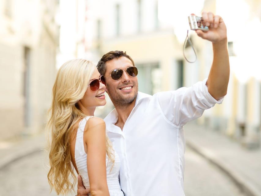Santa Ponca: CoupleWalk, fun game and city walk for couples - Why this Santa Ponça walk feels different for couples