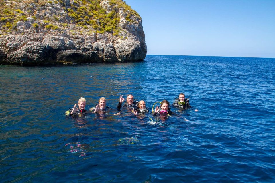 Santa Ponsa: Try Scuba Diving in a Marine Reserve - Instructors and safety: the reason this works for anxious first-timers