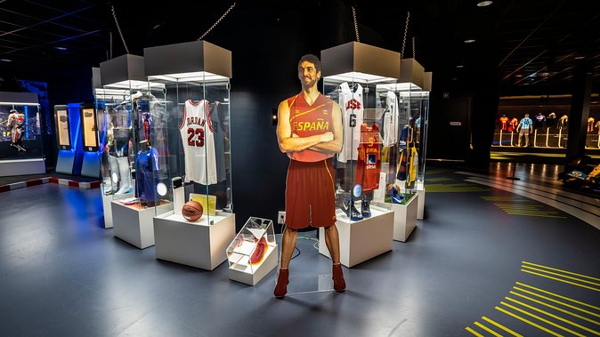Skip the Line: Rafa Nadal Museum Xperience - Game-Style Learning With Virtual and Multimedia Exhibits